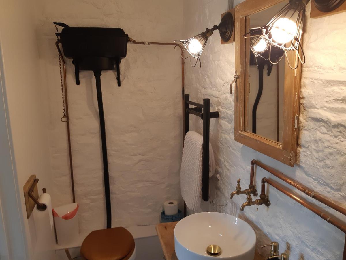 Huberts, Hotel Wedmore Bagian luar foto