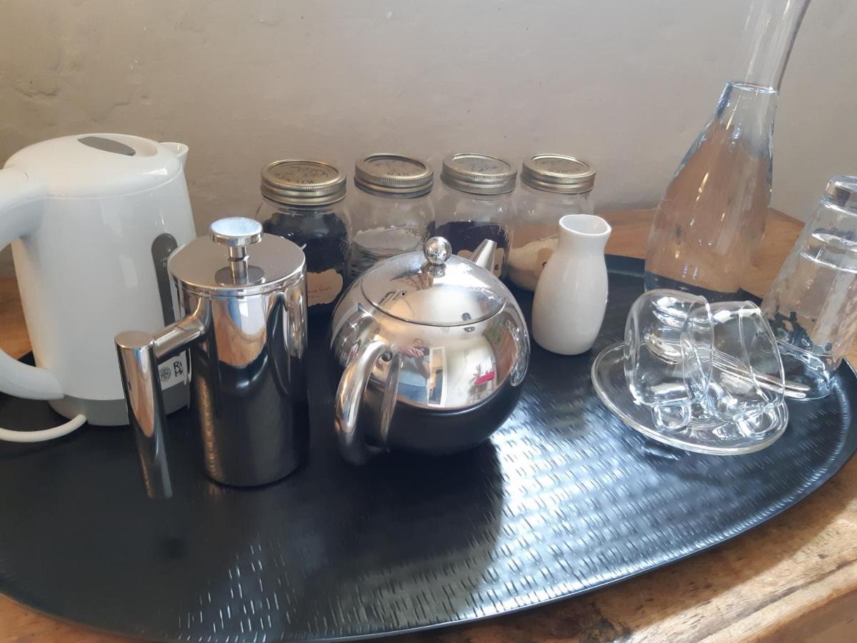 Huberts, Hotel Wedmore Bagian luar foto